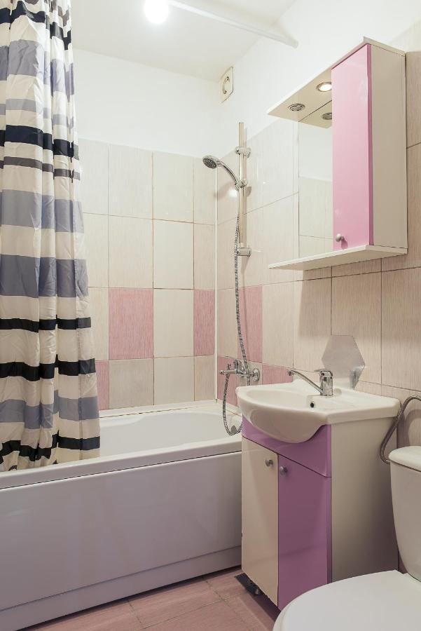 Center Walking Apartment And Room Bucarest Exterior foto