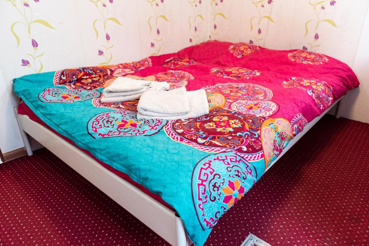 Center Walking Apartment And Room Bucarest Exterior foto