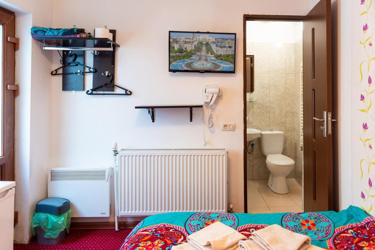 Center Walking Apartment And Room Bucarest Exterior foto