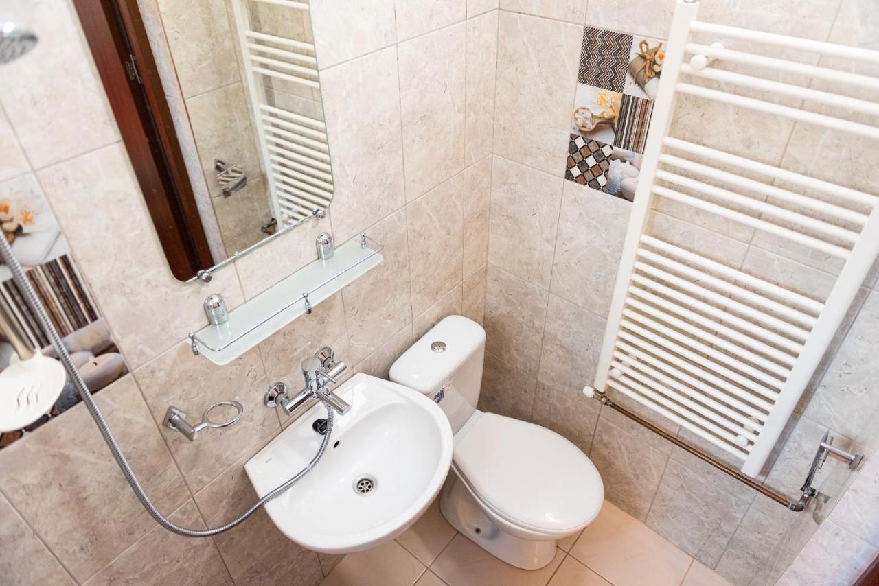 Center Walking Apartment And Room Bucarest Exterior foto